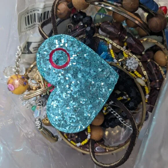 Jewelry Lot 4+ lbs 1122 Wearable Sellable Mystery Lot Free Shipping - Picture 6 of 7